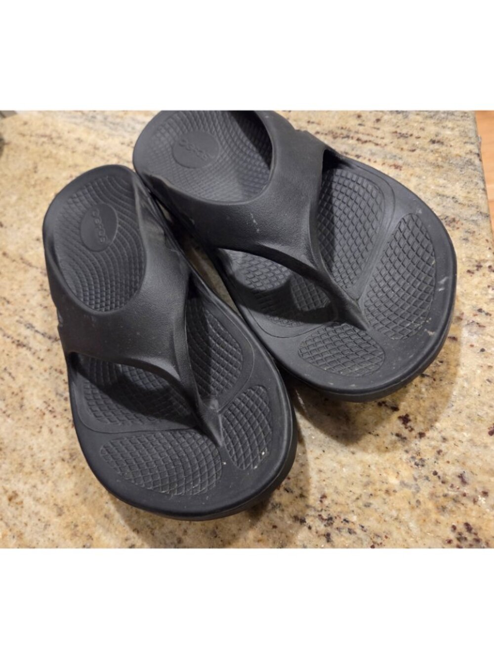Oofos Original Unisex Recovery Thong Flip-Flop Black Men Size 8 Womens 10 EU 41 - Picture 3 of 14